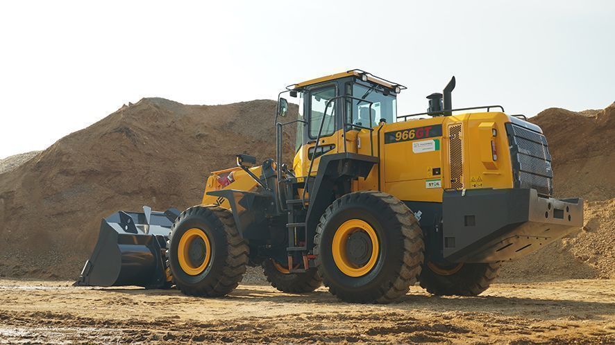 Фронтальный погрузчик B966GT