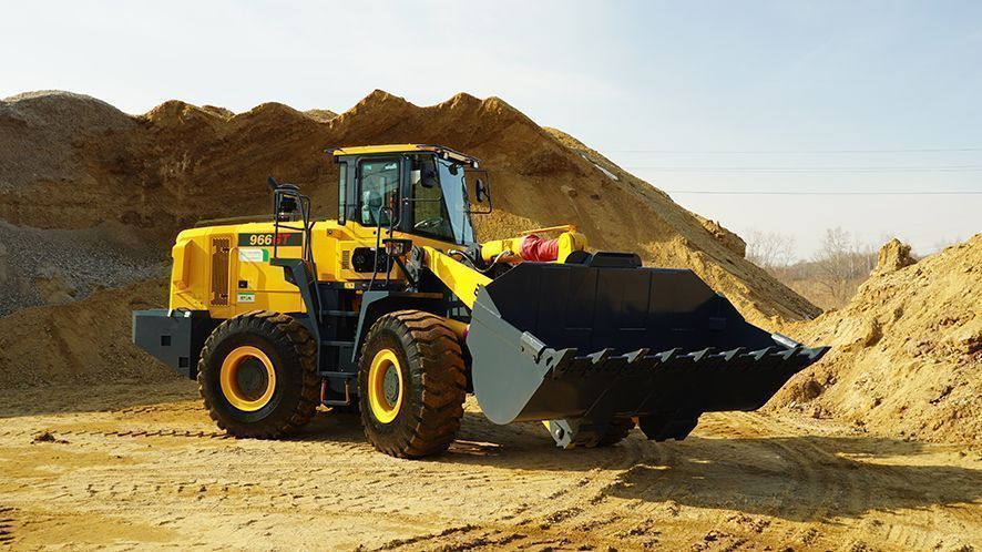 Фронтальный погрузчик B966GT